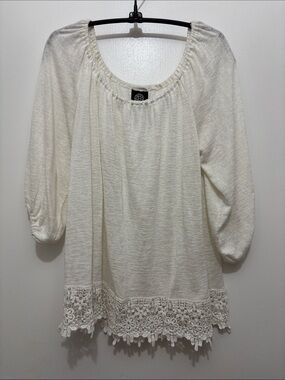 Bohemian Lace-Hem Peasant Top - Cream Sz M